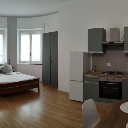 Διαμέρισμα Casa Dante 3 *